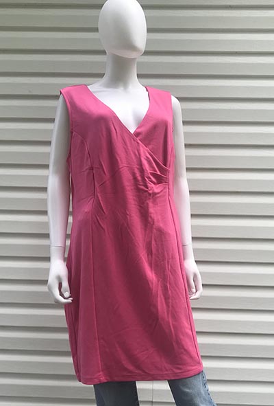 Venus Brand Raspberry Tunic Length Knit Top *ONLY ONE AVAILABLE - SIZE 20*